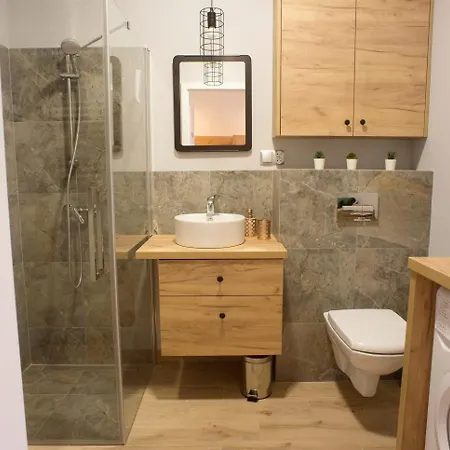 Apartament Na Piernikowym Z Miejscem Postojowym Thorn Exterior foto